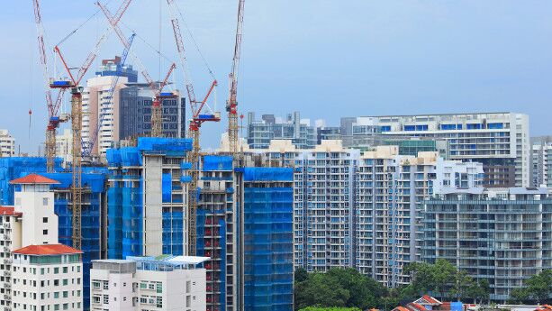 Reasons for falling HDB prices